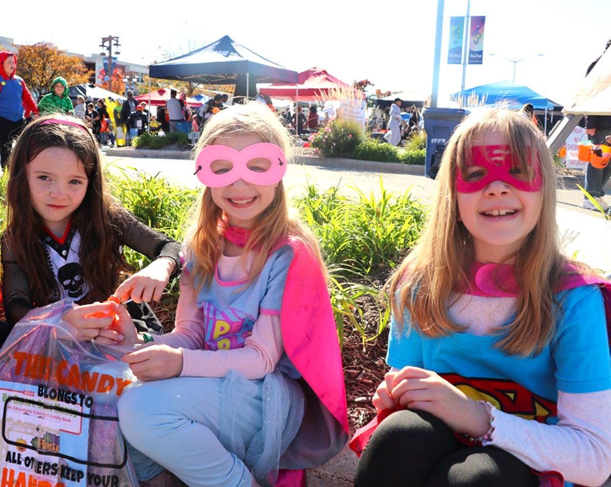 Costumed Children at the Tinley Park Boo Bash